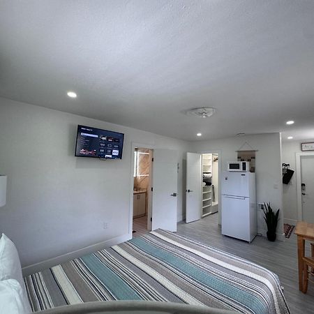 Stylish Studio Apartment By Miami International Airport Exterior foto