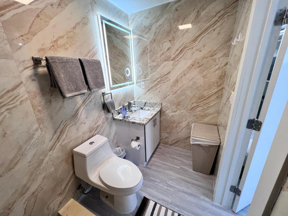 Stylish Studio Apartment By Miami International Airport Exterior foto