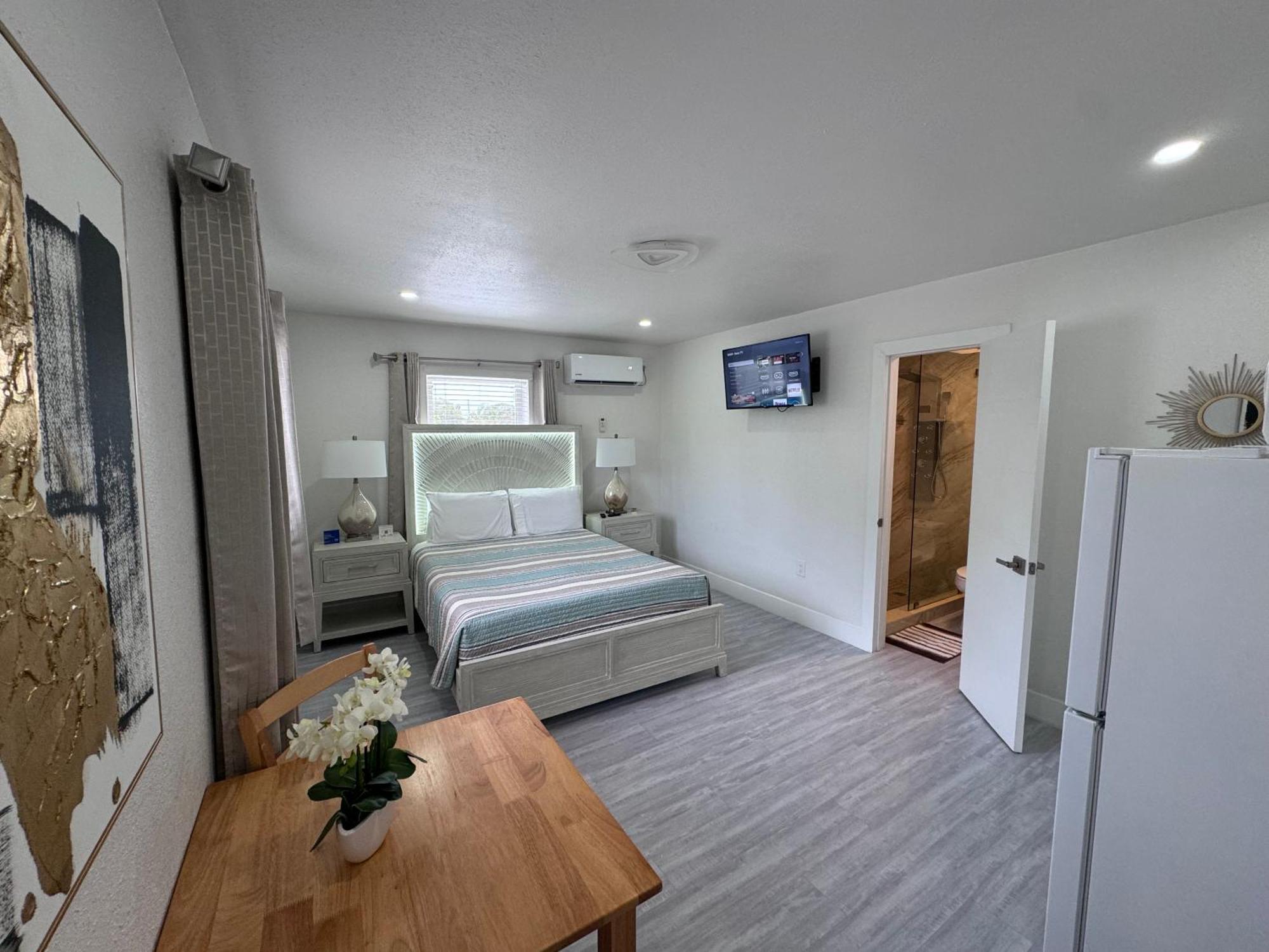 Stylish Studio Apartment By Miami International Airport Exterior foto